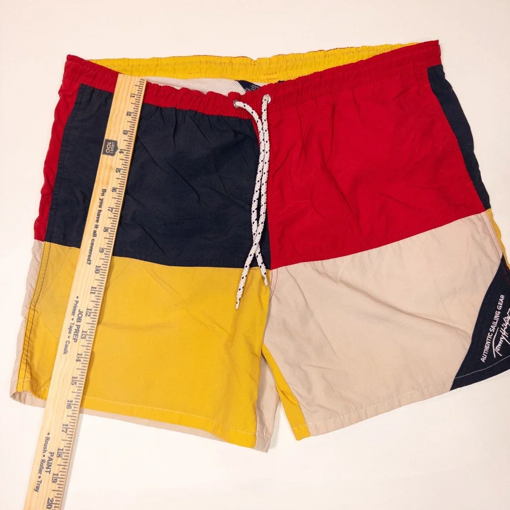 Tommy Hilfiger Swim Trunks Mens Medium Multicolor Sailing Gear Shorts